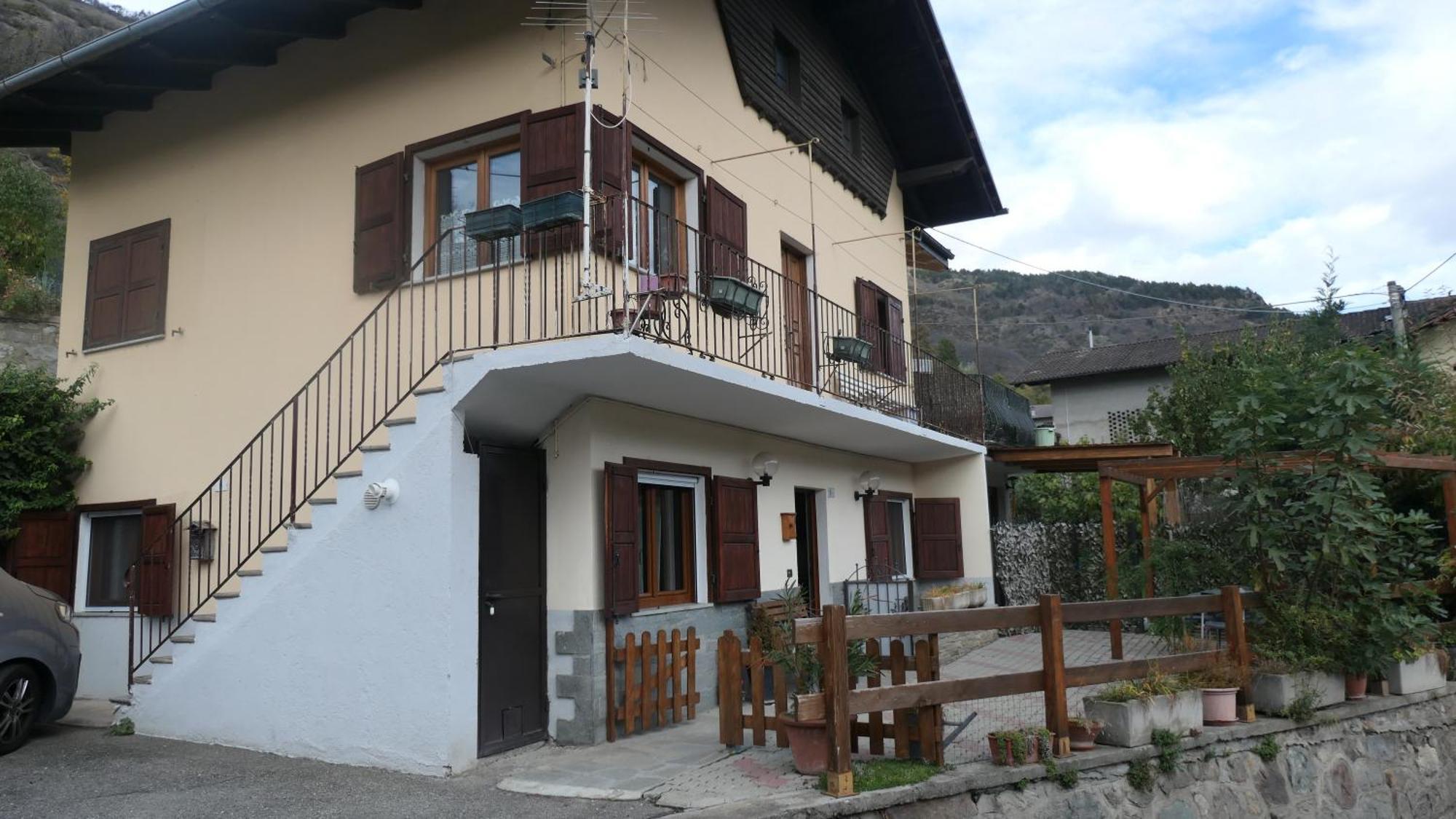 Willa La Petite Maison Aosta Zewnętrze zdjęcie