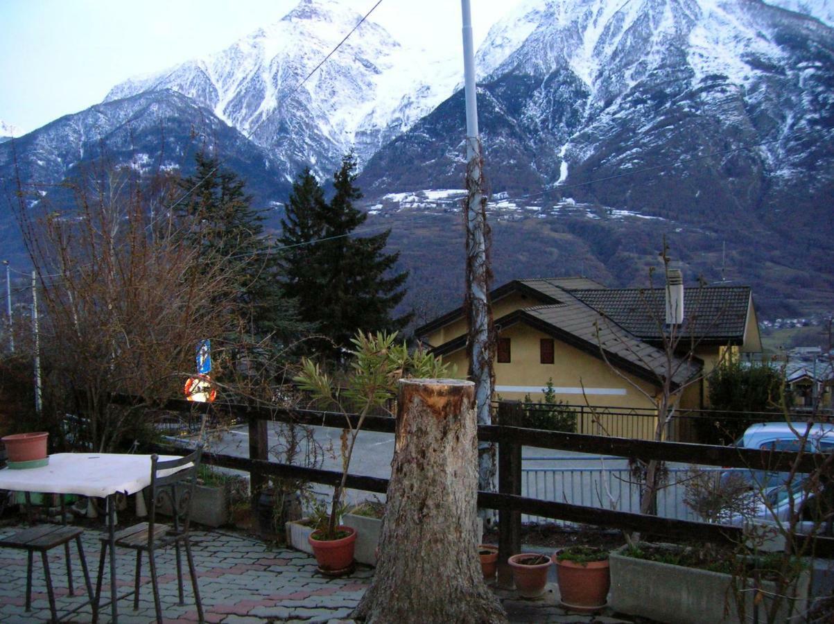 Willa La Petite Maison Aosta Zewnętrze zdjęcie